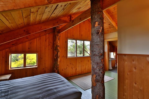 Bruny Island Lodge - C Tourism 14