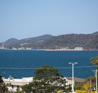 'GrandView' 10 Grandview Close - huge house with water views aircon WIFI Netflix Foxtel  Billiard Table - C Tourism