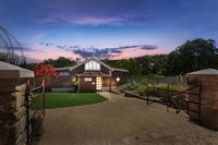 Book Kurrajong Accommodation Vacations C Tourism C Tourism