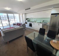 just listed Bolton St 1br 350m walk to Newcastle beach  Wifi end Eand - C Tourism