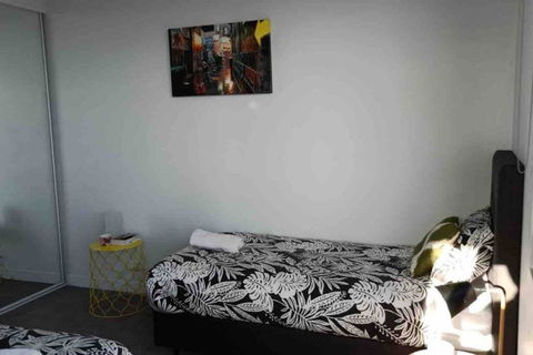 , Elsternwick, Impressive 2bed:carspot:15mins To CBD - C Tourism 2