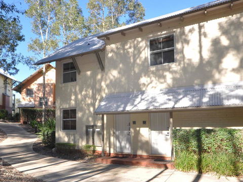 1 Bedroom Executive Villa Located Within Cypress Lakes - C Tourism 3