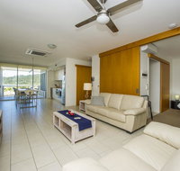 1 Bright Point Apartment 1401 - C Tourism