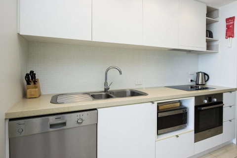 1 Bright Point Apartment 1401 - C Tourism 3