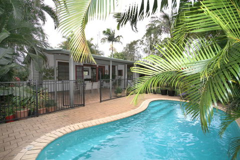 1/121 Park Crescent, Coolum Beach - C Tourism 0