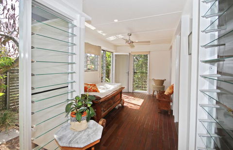 13 Ann Street, Coolum Beach, Pet Friendly, Linen Included - C Tourism 1