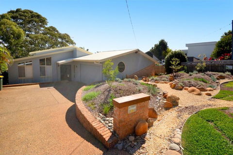 131 Pacific Drive, Port Macquarie - C Tourism 0