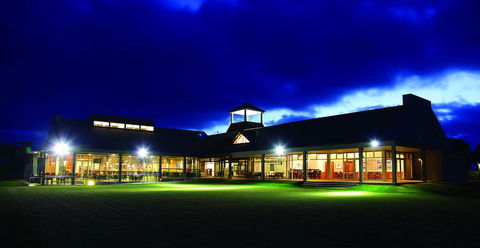 13th Beach Golf Lodges - C Tourism 0