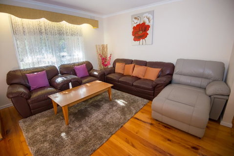 14 Bunker Crescent - C Tourism 0
