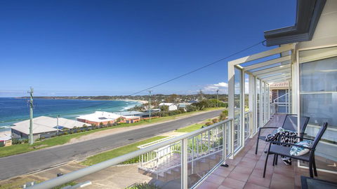 143 Mitchell Pde - Magnificent Outlook - C Tourism 0