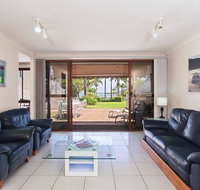 16 'The Moorings' 4 Cromarty Road - Waterfront property with Pool  Air conditioning - C Tourism