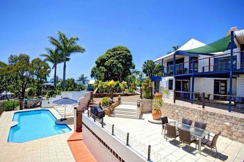 1770 Sovereign Lodge Retreat - C Tourism 0