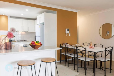 2 Bedroom 2 Bathroom Apt With Balcony And Parking - C Tourism 2