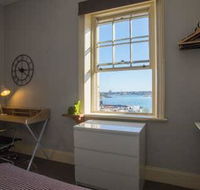 2 Bedroom Harbour View at the Rocks heart of CBD - C Tourism