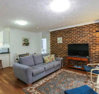 2 Bedroom St Lucia Apartment close to UQ and CityCat - C Tourism