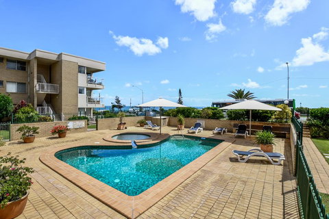 2 Bedroom Top Floor Unit - Ocean Views And Pool - C Tourism 3