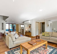 2/21-25 Fletcher Street - Casablanca at Bogarts - C Tourism