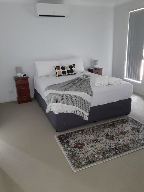 BLK Stays Guest House Deluxe Units Morayfield - C Tourism 1