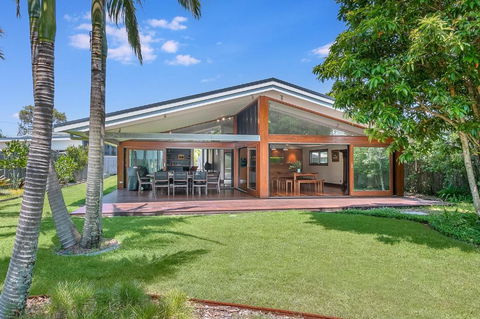 Cabarita Beach Oasis - 3BR Beach House By UHoliday - C Tourism 0
