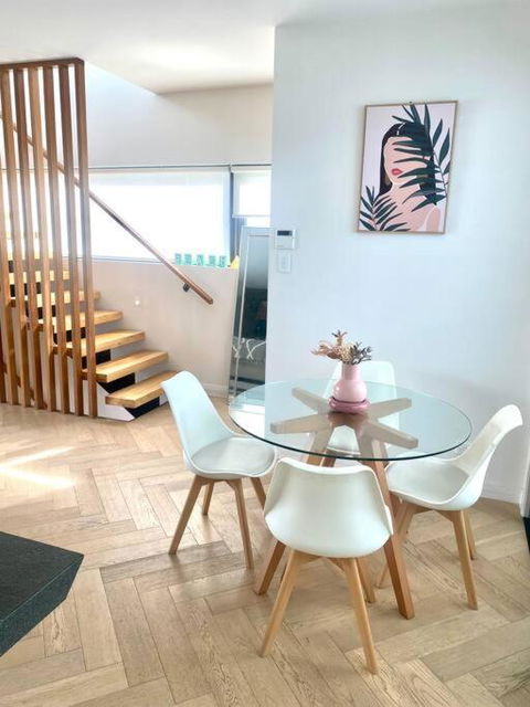 Casa De Mork - Entire 3 Storey Beach Villa - C Tourism 2