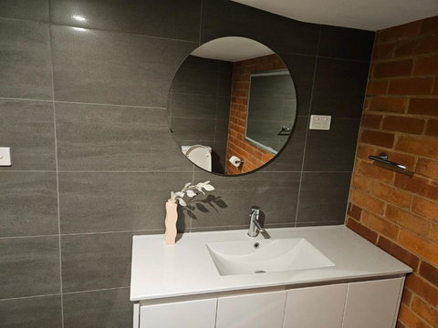 Canberra Hideaway - C Tourism 4