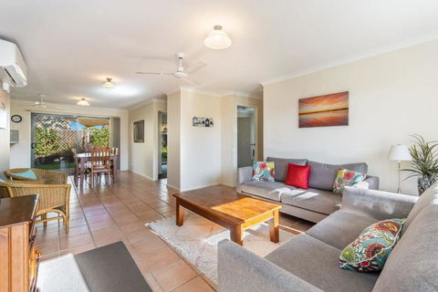 Catalina Court 7 - Just A Short Walk To Pippi Beach - C Tourism 1
