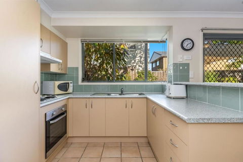 Catalina Court 7 - Just A Short Walk To Pippi Beach - C Tourism 4
