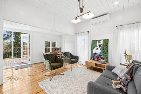 Cedar Cottage - C Tourism 1