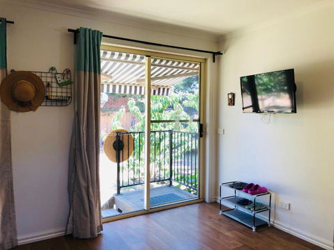 Charlie Sweet Home At Mornington Peninsula - C Tourism 4
