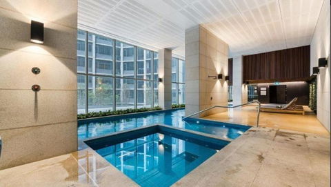 Central City Escape - Skyline Views, Pool & Parking - C Tourism 1