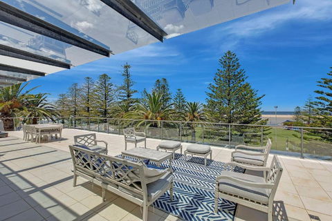 Coast Luxury Apartments 17 - C Tourism 0