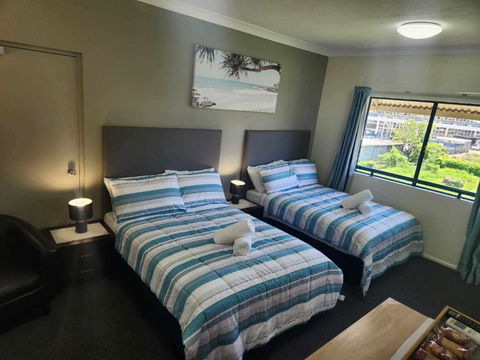 Coastal Breeze Studio- Steps From CBD,Stadium&Ferry - C Tourism 0