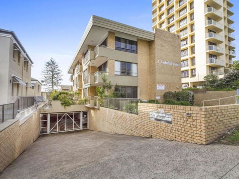 Cobden Court Unit 5 - C Tourism 3