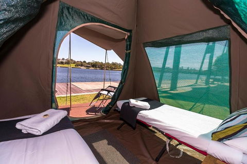 Cockatoo Island Accommodation - C Tourism 1