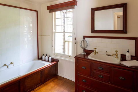 COOKS HOUSE - 4 BEDROOM WEATHERBOARD IN LAURISTON - C Tourism 4