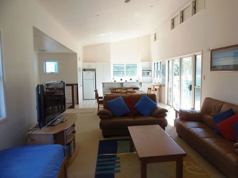COOLAMAINE 2 Rainbow Beach - C Tourism 2