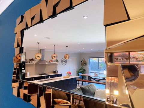 Designer Decor Home With 8Beds At Williams Landing - C Tourism 1