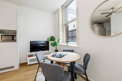 Deste Studio - A Modern Boutique Lifestyle Suite - C Tourism 2