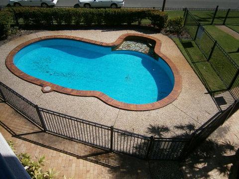 2nd Floor Unit With Water Views And Pool - Karoonda Sands, Bongaree - C Tourism 0