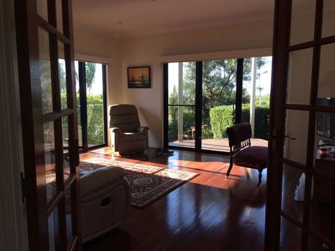 3 Sea/Fraser Island View Deckings, Beachfront, Marina - C Tourism 0