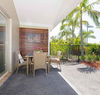 356 ' Oaks Pacific Blue' 265 Sandy Point Rd - Air conditioned direct pool access and suited for disability - C Tourism