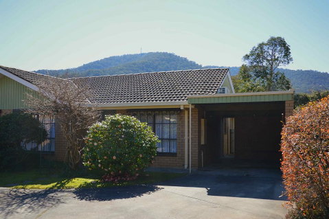 4/47 Delany Ave, Bright - C Tourism 0