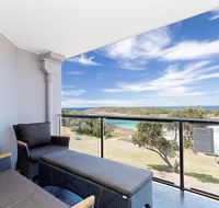 5 'The Outlook' 4 Ocean Parade - overlooking Boat Harbour beach and ducted air conditioning - C Tourism