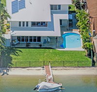 5 Star Water Front Luxury Rooms Ava Gold Coast - C Tourism