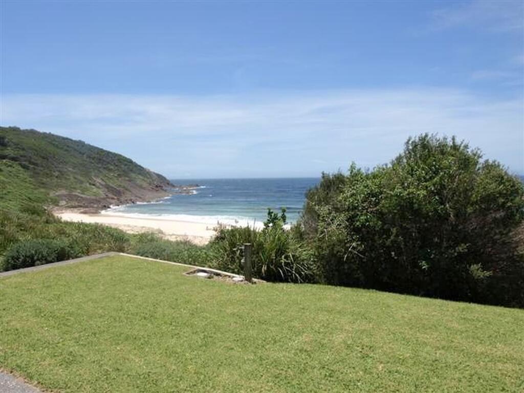 Blueys Beach NSW C Tourism