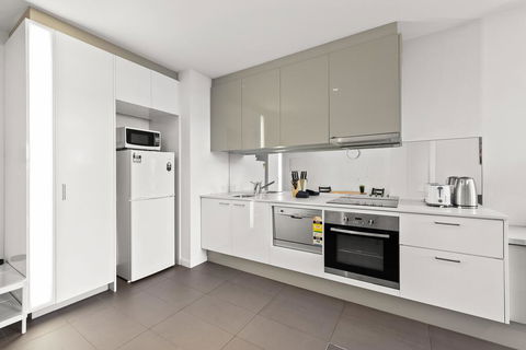 A Bright & Airy CBD Apt Next To Southern Cross - C Tourism 2
