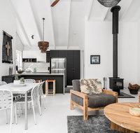 A PERFECT STAY - Black Star - C Tourism