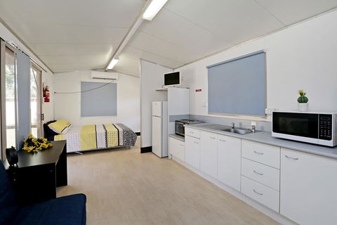 AAOK Moondarra Accommodation Village - C Tourism 0
