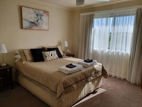 Abalone Guest Accommodation - C Tourism 2