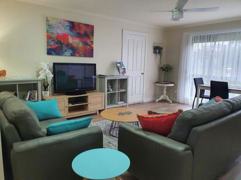Abalone Guest Accommodation - C Tourism 1